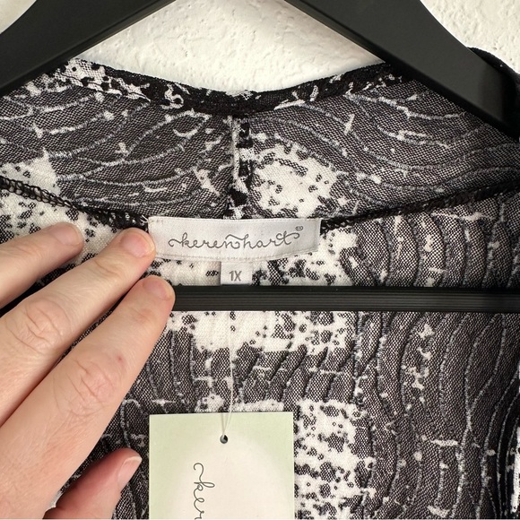 Keren Hart Black & White Patterned Lightweight Cardigan – Size 1X NWT - Picture 5 of 7